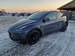 Tesla Model Y LONG RANGE DUAL MOTOR