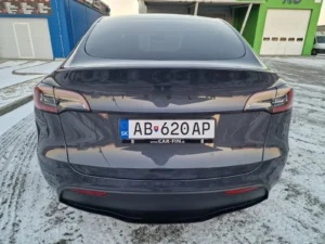 Tesla Model Y LONG RANGE DUAL MOTOR