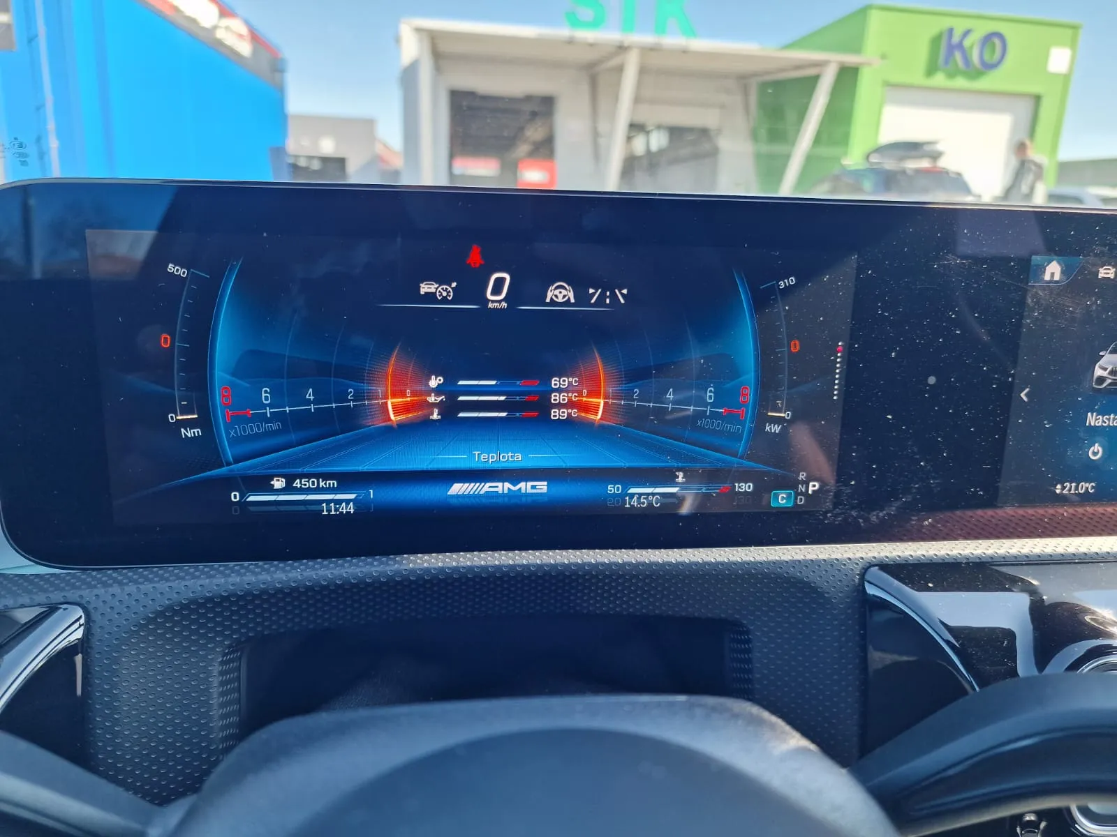 
								Mercedes-Benz A45SAMG 4MATIC full									