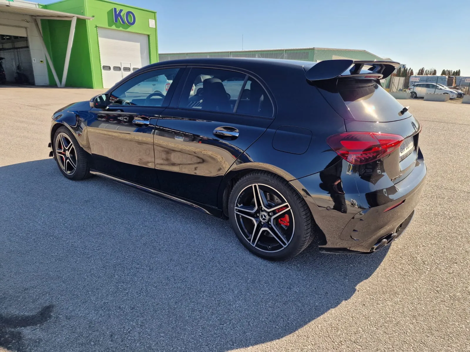 
								Mercedes-Benz A45SAMG 4MATIC full									