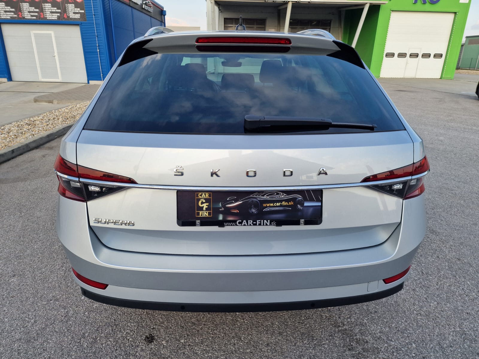 
								Škoda Superb Combi 2.0 TDI SCR Style DSG full									