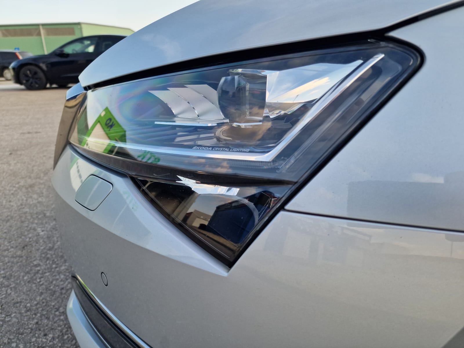 
								Škoda Superb Combi 2.0 TDI SCR Style DSG full									