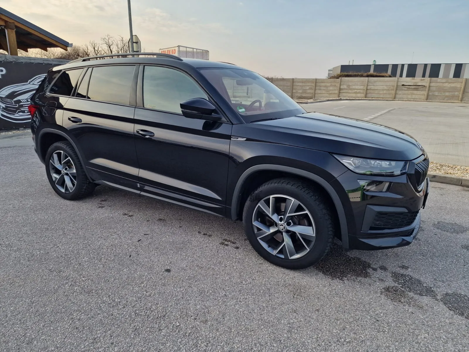 
								Škoda Kodiaq 2.0TDi SCR EVO 200 Sportline 4X4 DSG full									