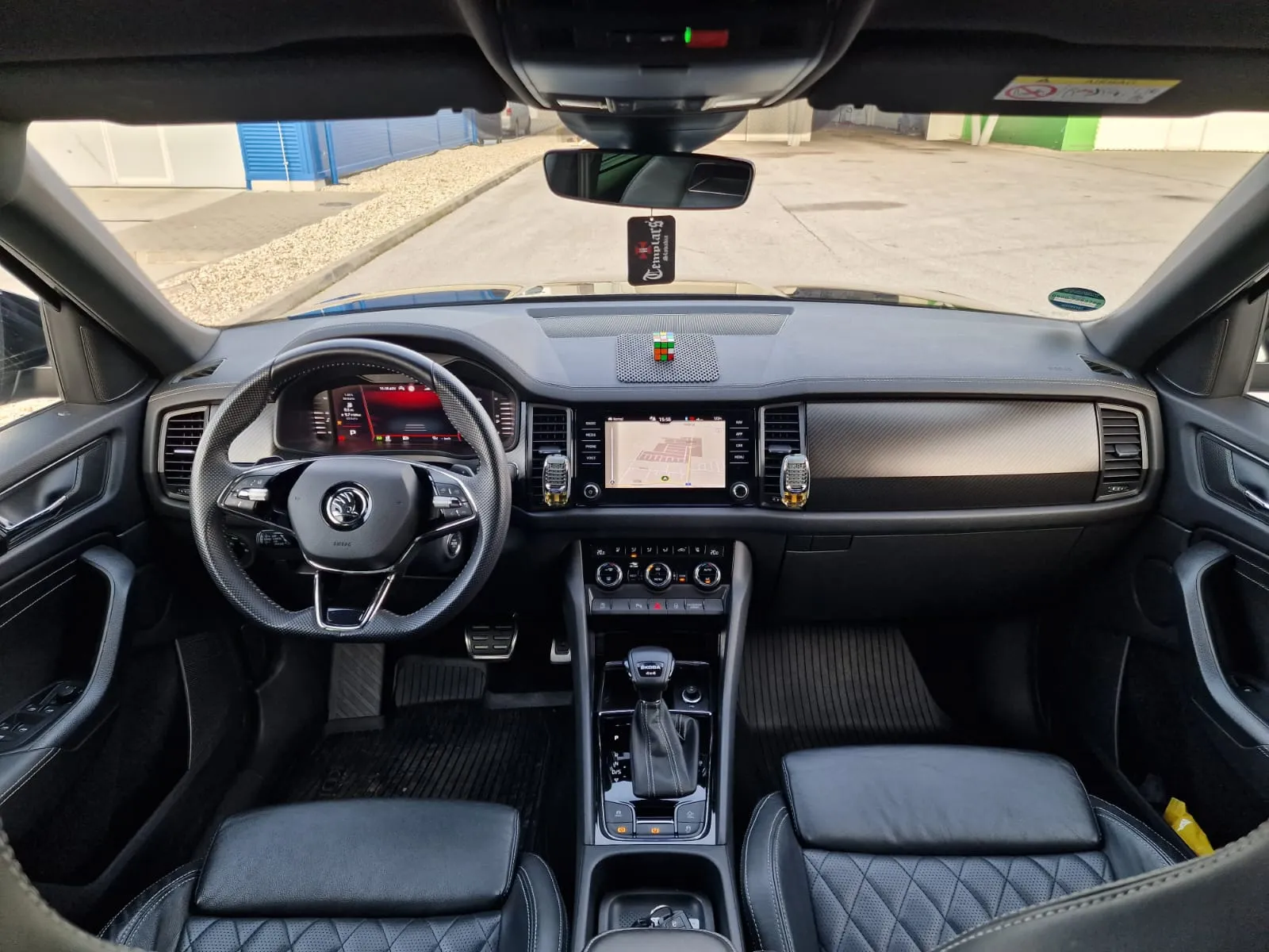 
								Škoda Kodiaq 2.0TDi SCR EVO 200 Sportline 4X4 DSG full									