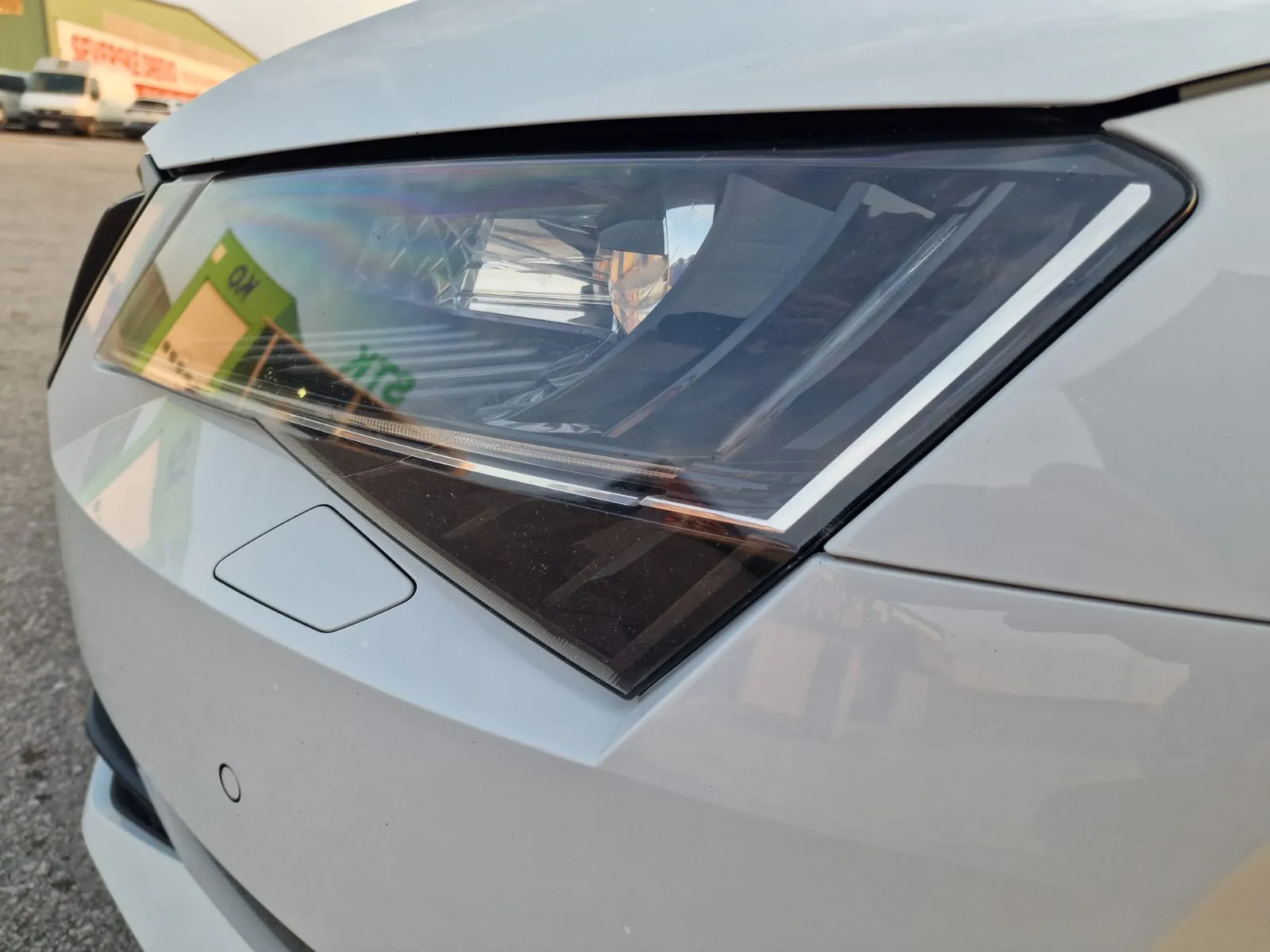 
								Škoda Superb 2.0TDi Sportline DSG full									