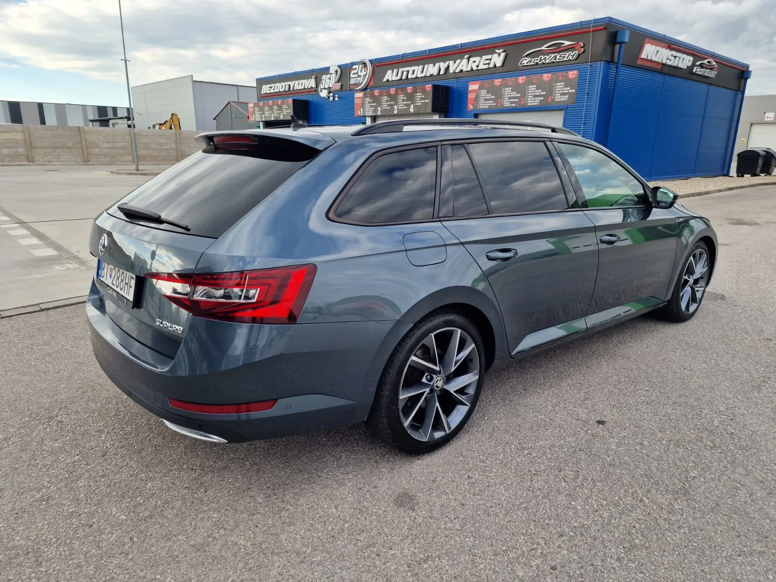 
								Škoda Octavia Combi 1.6 TDI 115k Style DSG full									