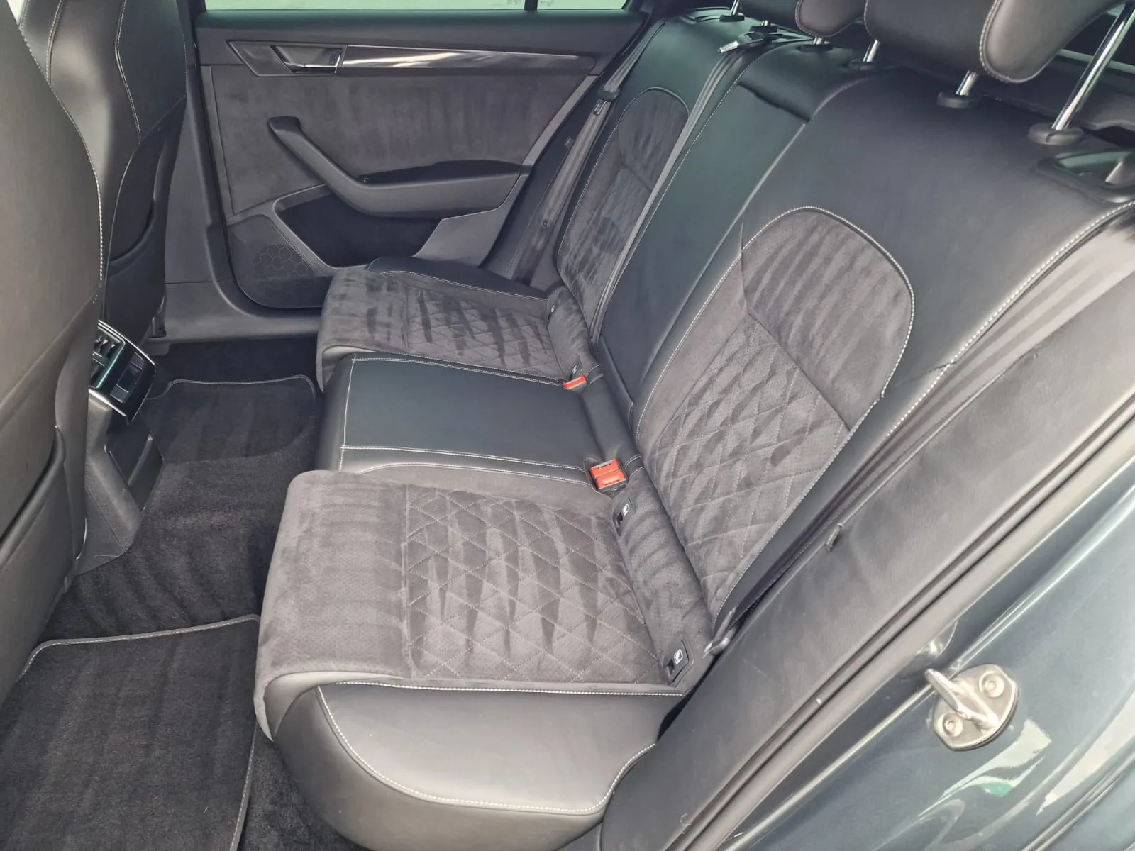 
								Škoda Octavia Combi 1.6 TDI 115k Style DSG full									