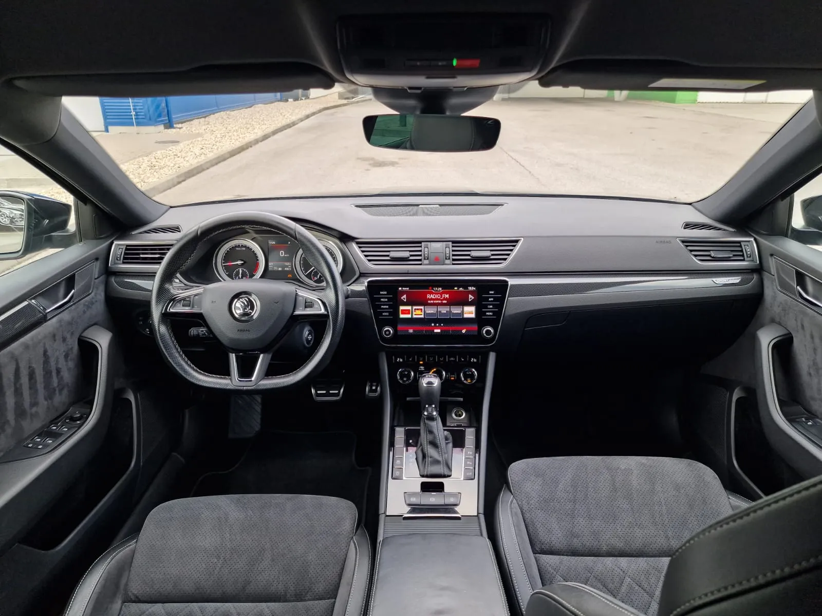 
								Škoda Octavia Combi 1.6 TDI 115k Style DSG full									