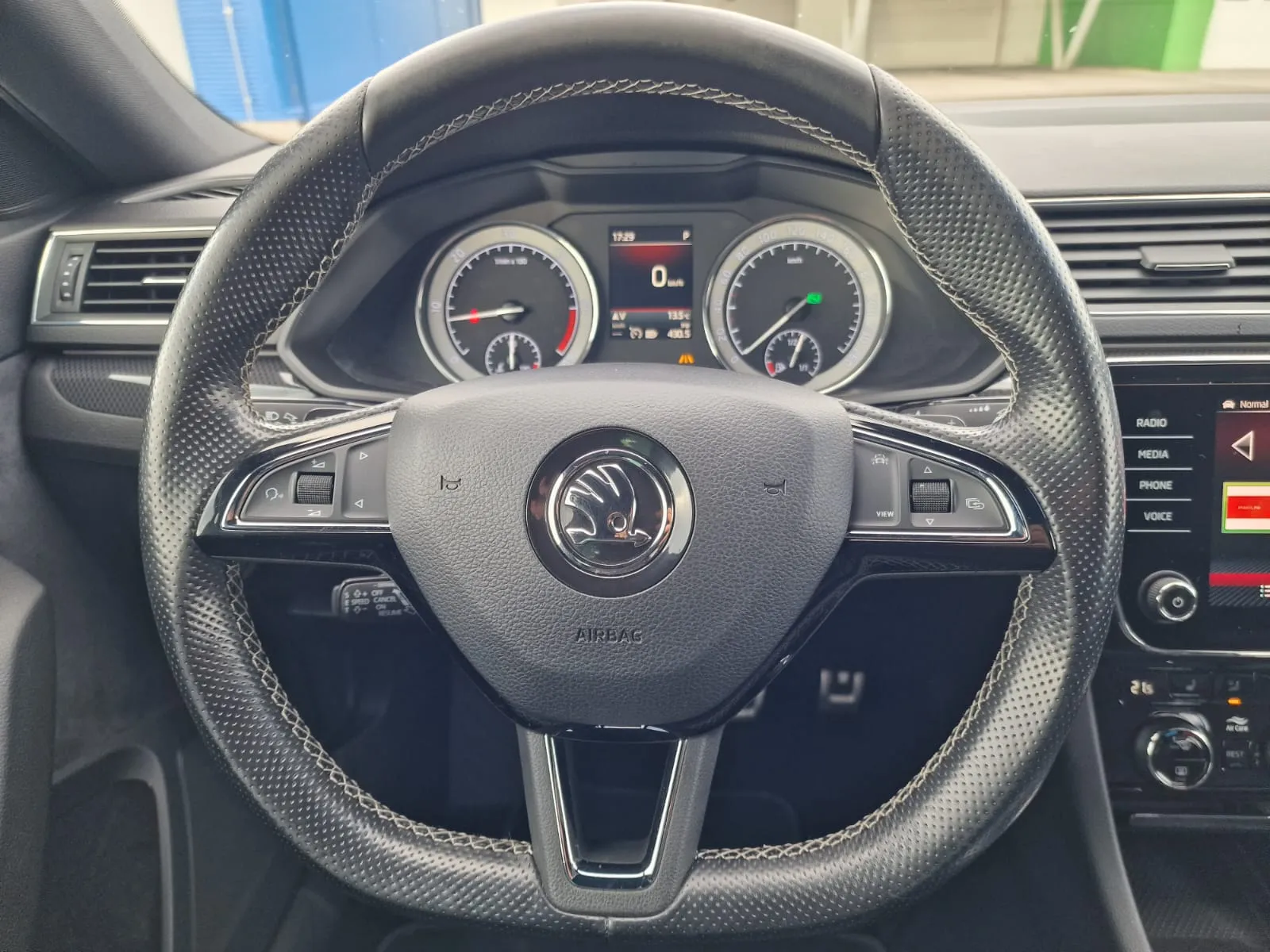 
								Škoda Octavia Combi 1.6 TDI 115k Style DSG full									