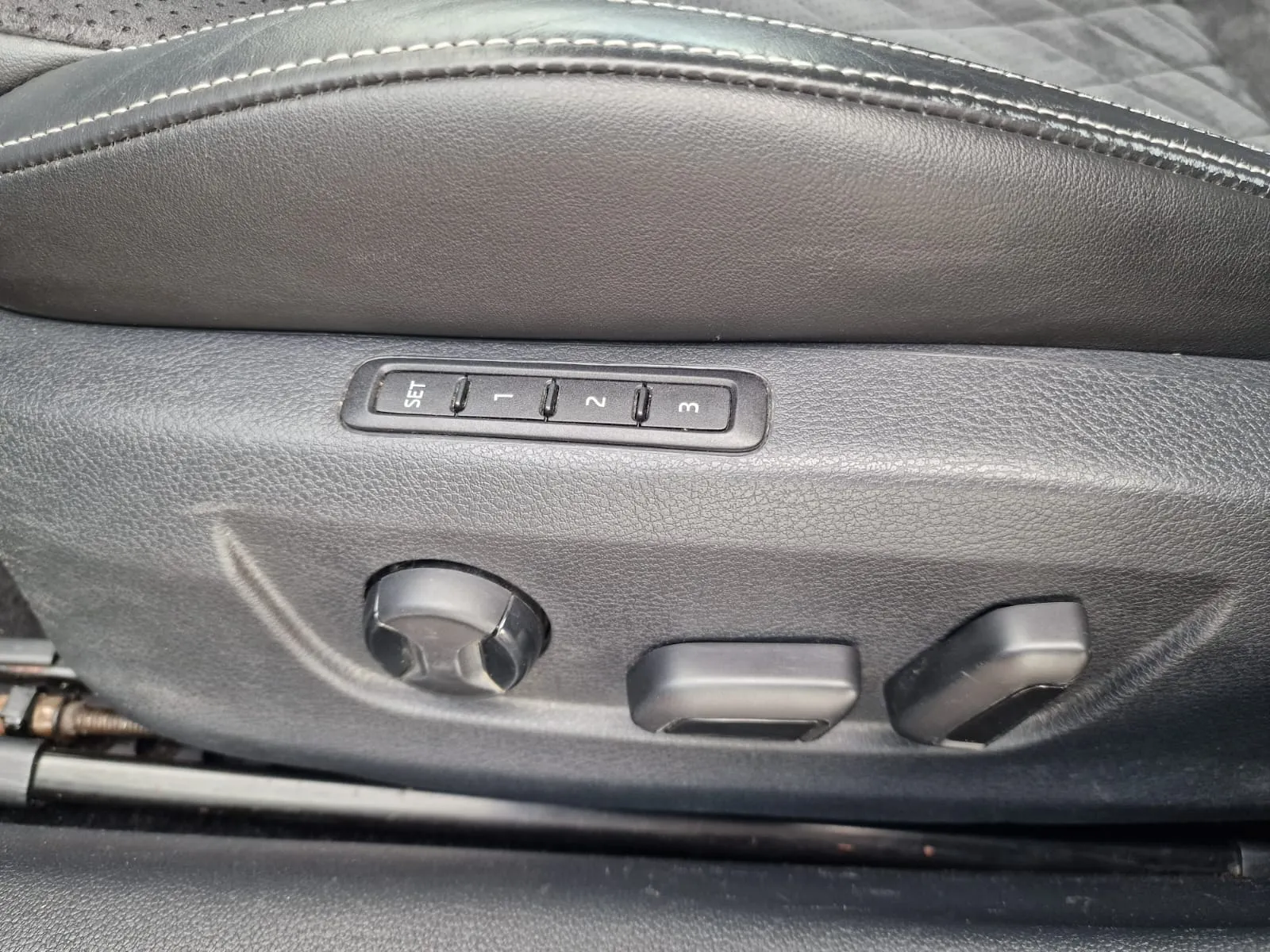 
								Škoda Octavia Combi 1.6 TDI 115k Style DSG full									