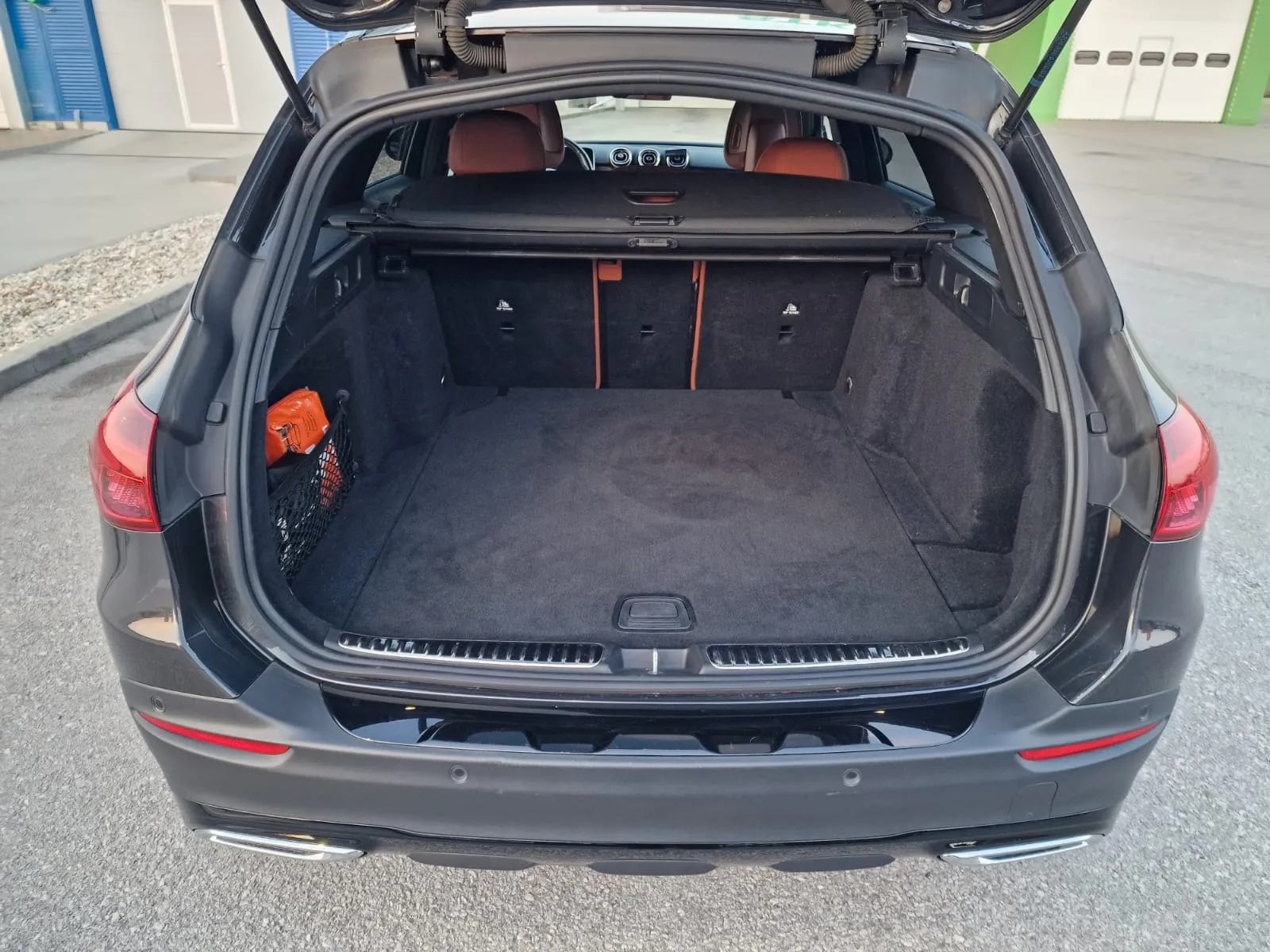 
								Mercedes-Benz C trieda Kombi 220 d mHEV All-Terrain 4MATIC A/T full									