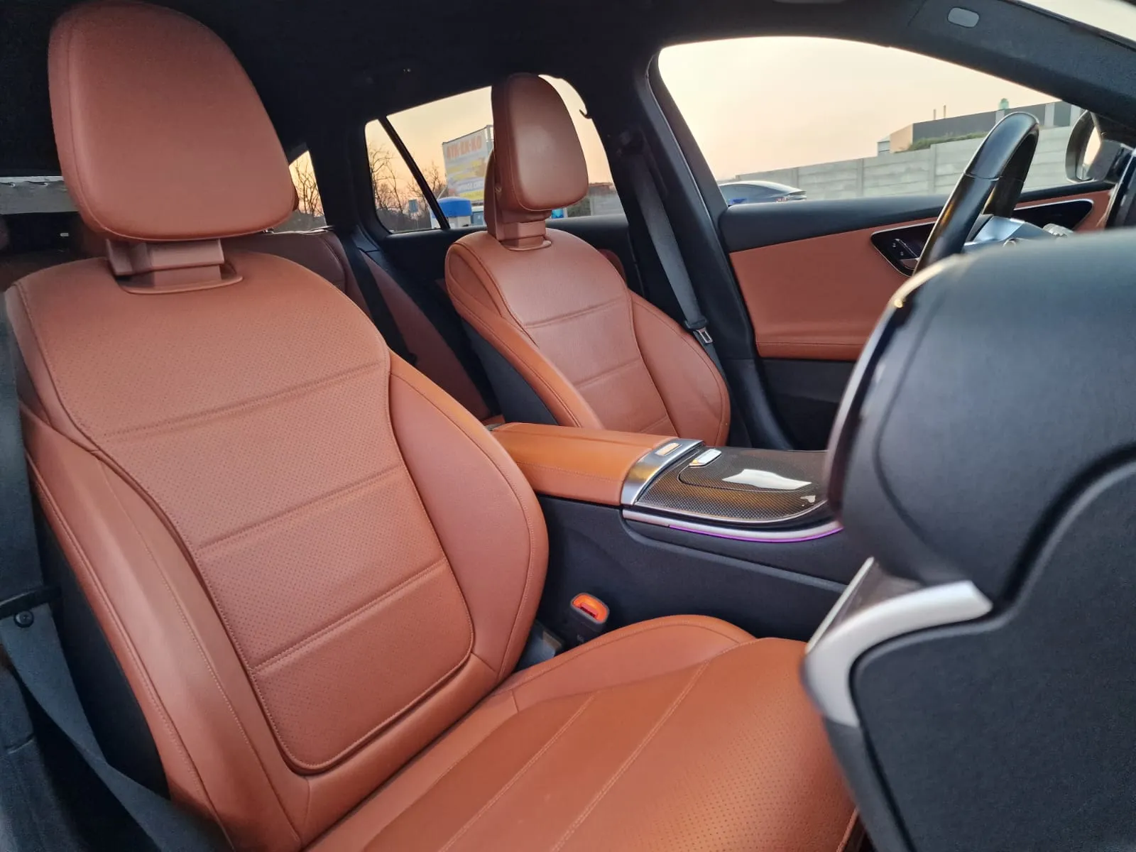 
								Mercedes-Benz C trieda Kombi 220 d mHEV All-Terrain 4MATIC A/T full									