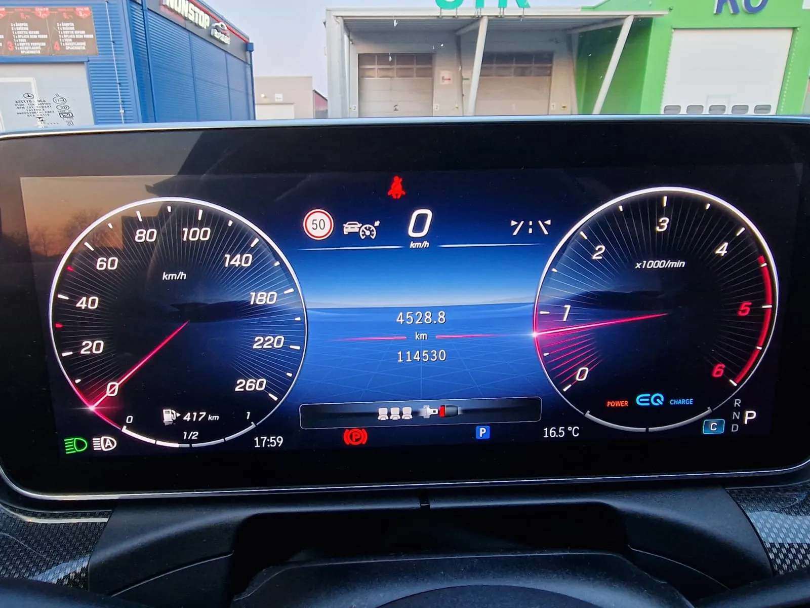 
								Mercedes-Benz C trieda Kombi 220 d mHEV All-Terrain 4MATIC A/T full									