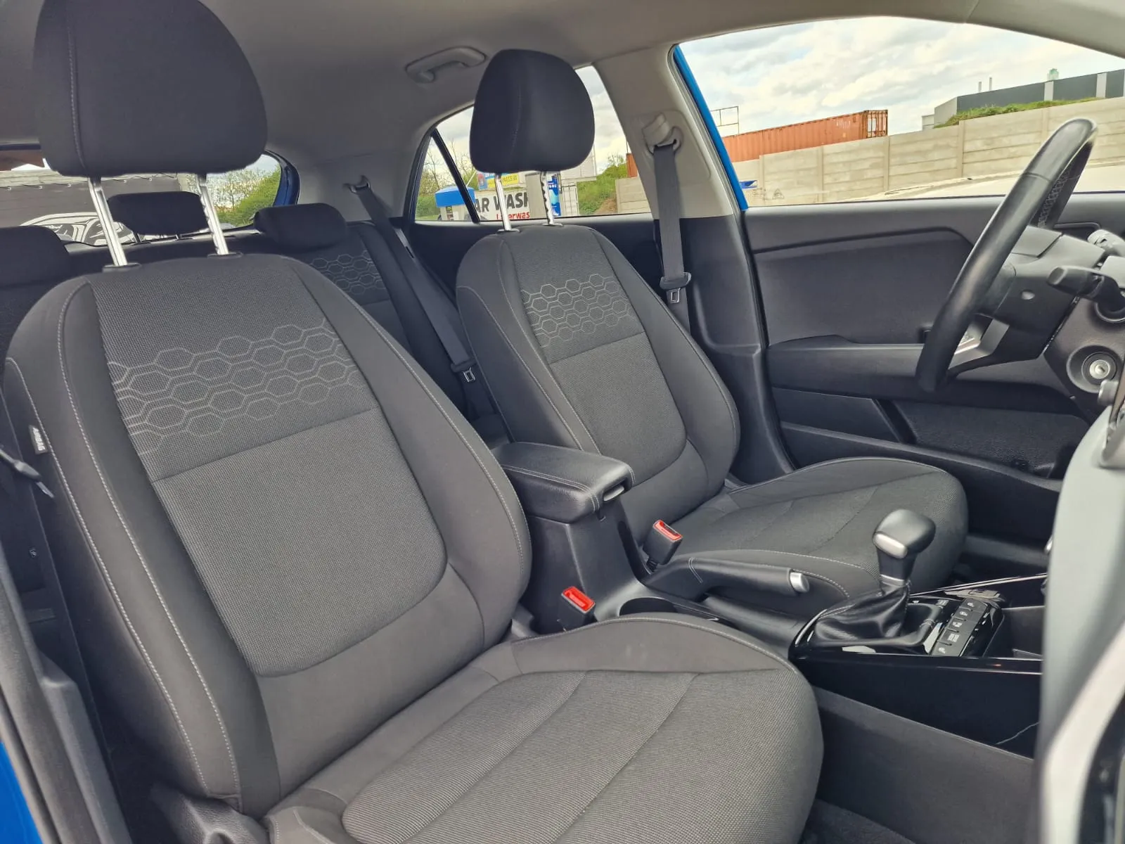 
								Kia Rio 1.0 T-GDi Gold A/T full									