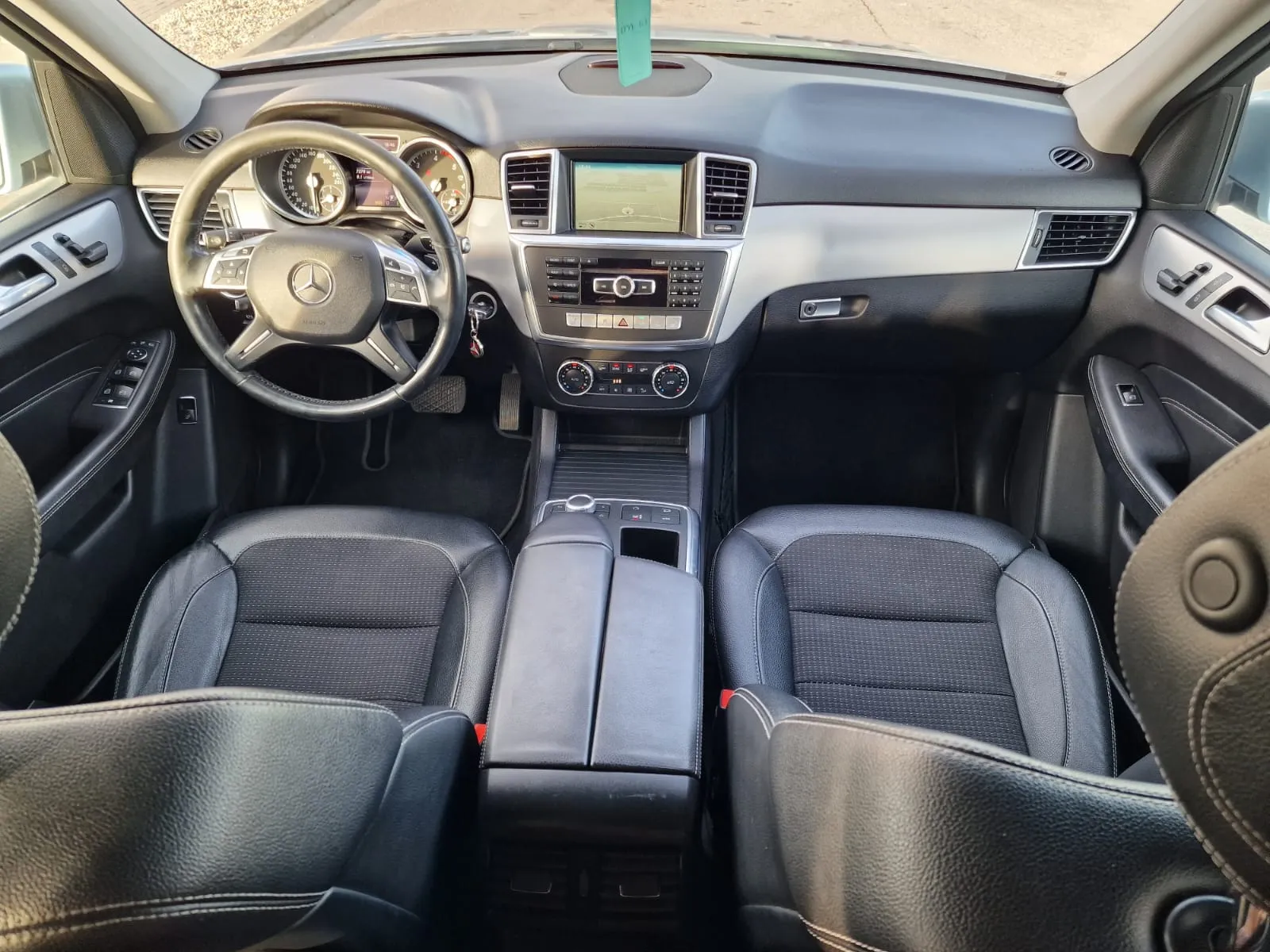 
								Mercedes-Benz ML 250d BLUETEC 4MATIC full									