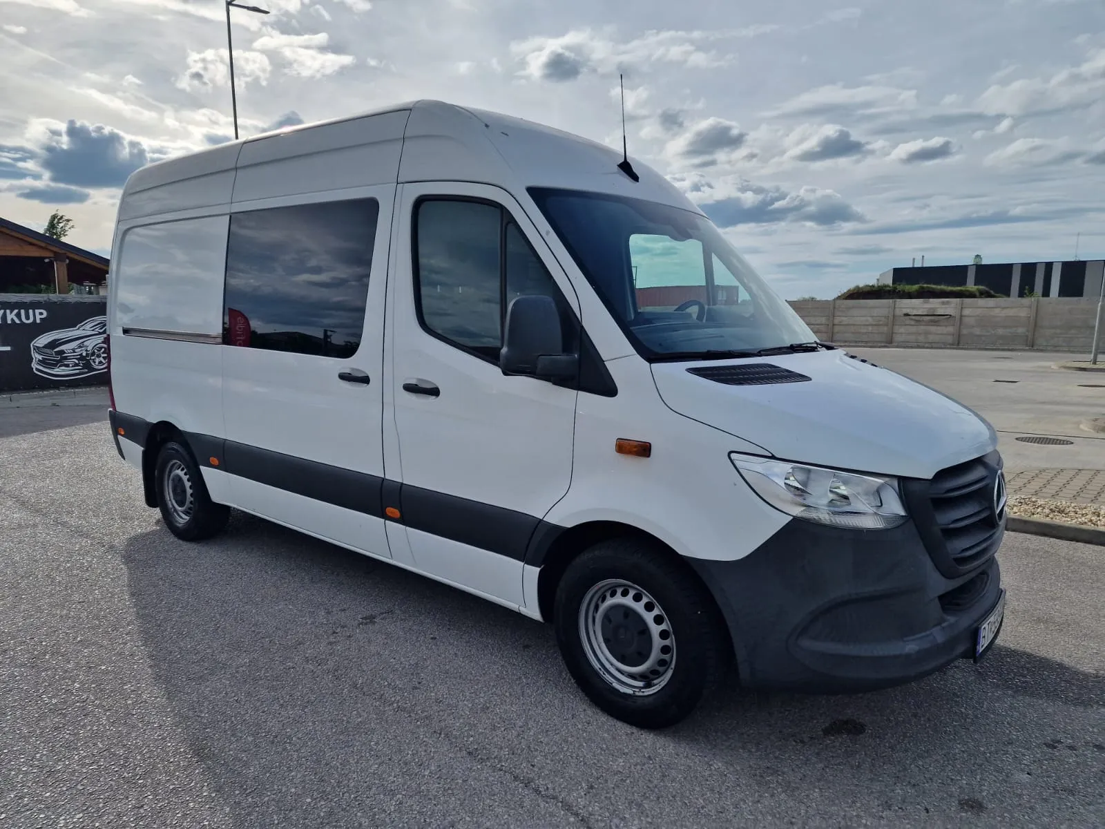 
								Mercedes-Benz Sprinter 314 CDI Standard A2 RWD full									