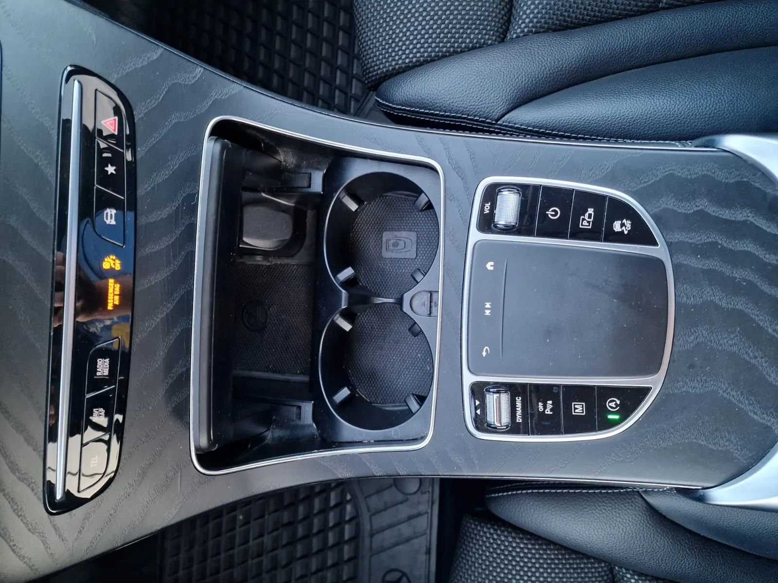 
								Mercedes-Benz GLC SUV 200d 4MATIC A/T full									