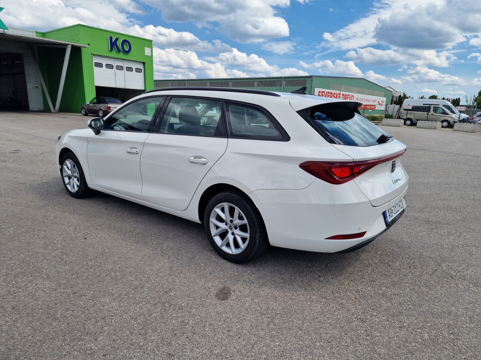 
								Seat Leon Sportstourer 2.0 TDI 150 Style DSG full									