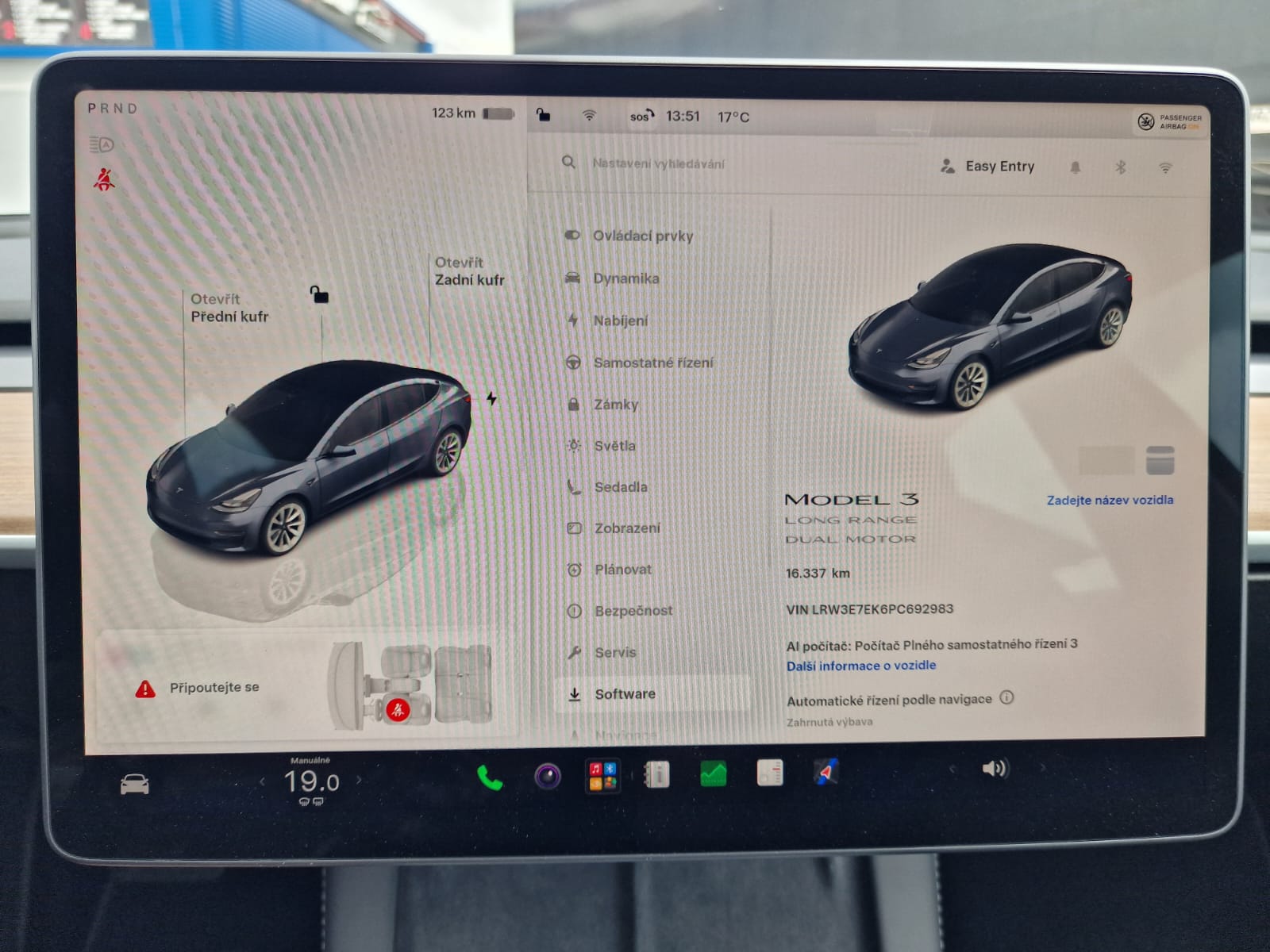 
								Tesla Model 3 Long Range AWD full									