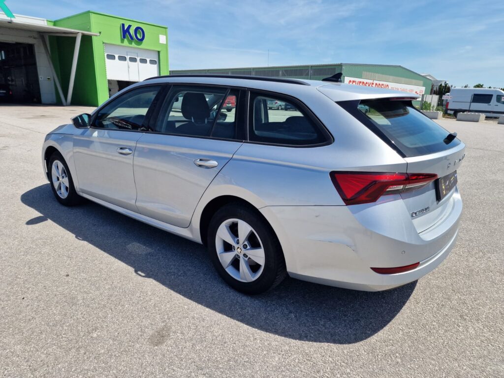 Škoda Octavia Combi 2.0 TDI SCR Ambition DSG