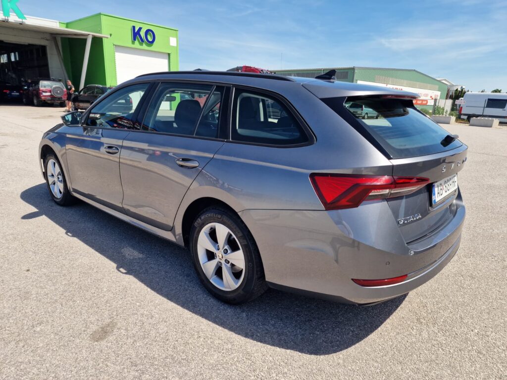 Škoda Octavia Combi 2.0 TDI SCR Ambition DSG