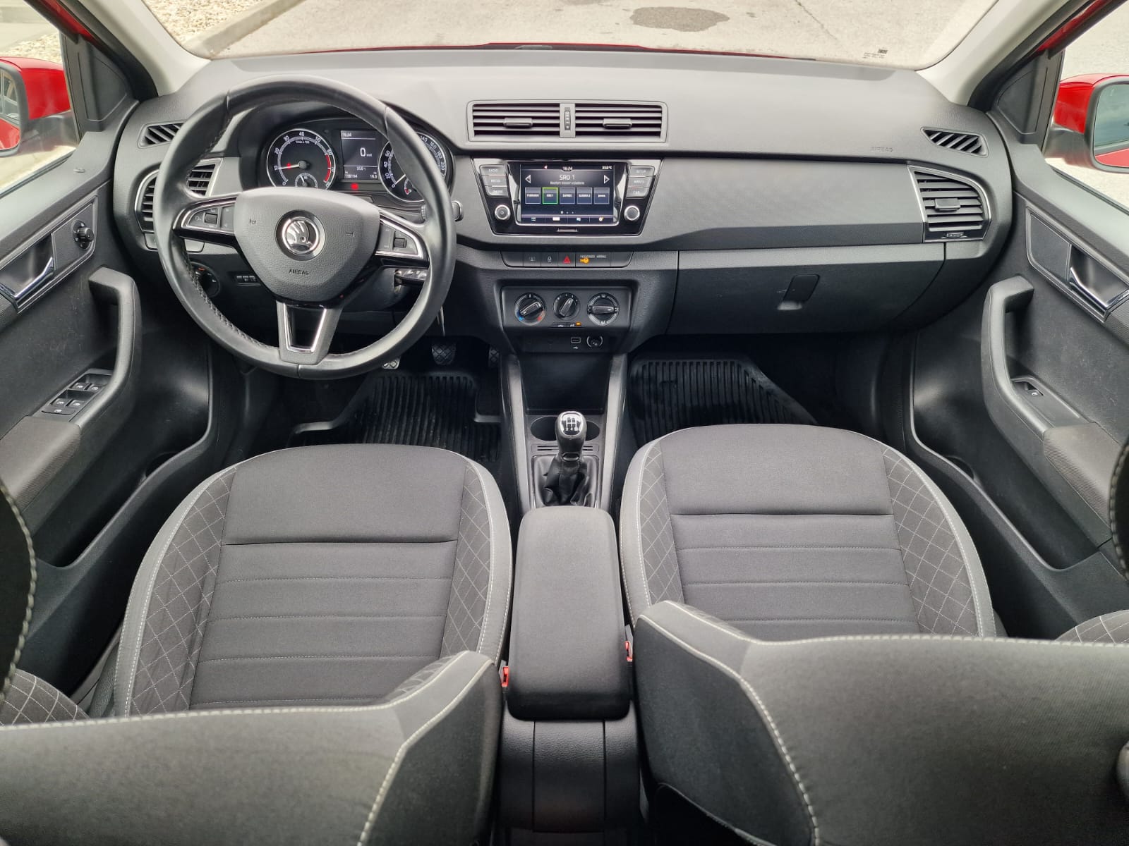 
								Škoda Fabia 1.0 MPI LPG 44KW full									