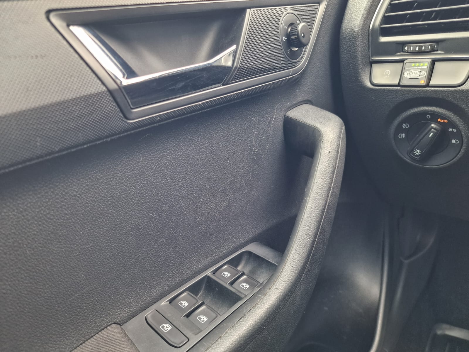 
								Škoda Fabia 1.0 MPI LPG 44KW full									