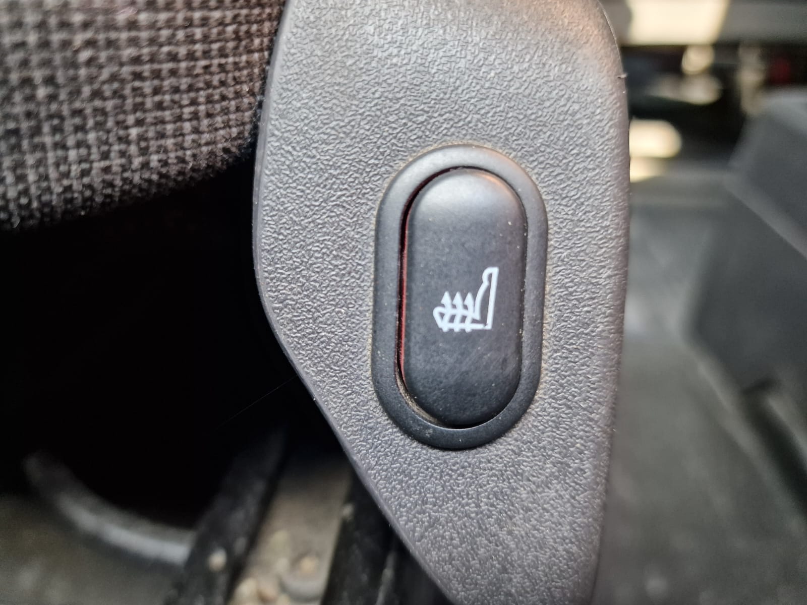 
								Ford Transit Custom 2.2 TDCi Ambiente L2H1 T310 125k full									