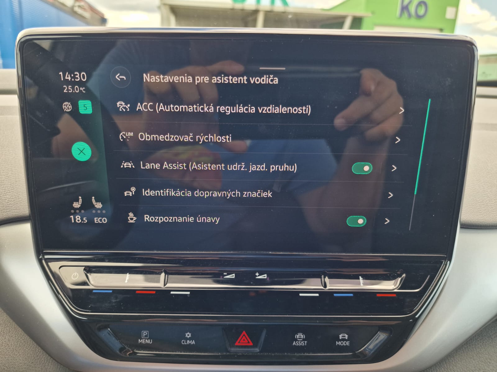 
								Volkswagen ID.4 Pro Performance 77 kWh full									