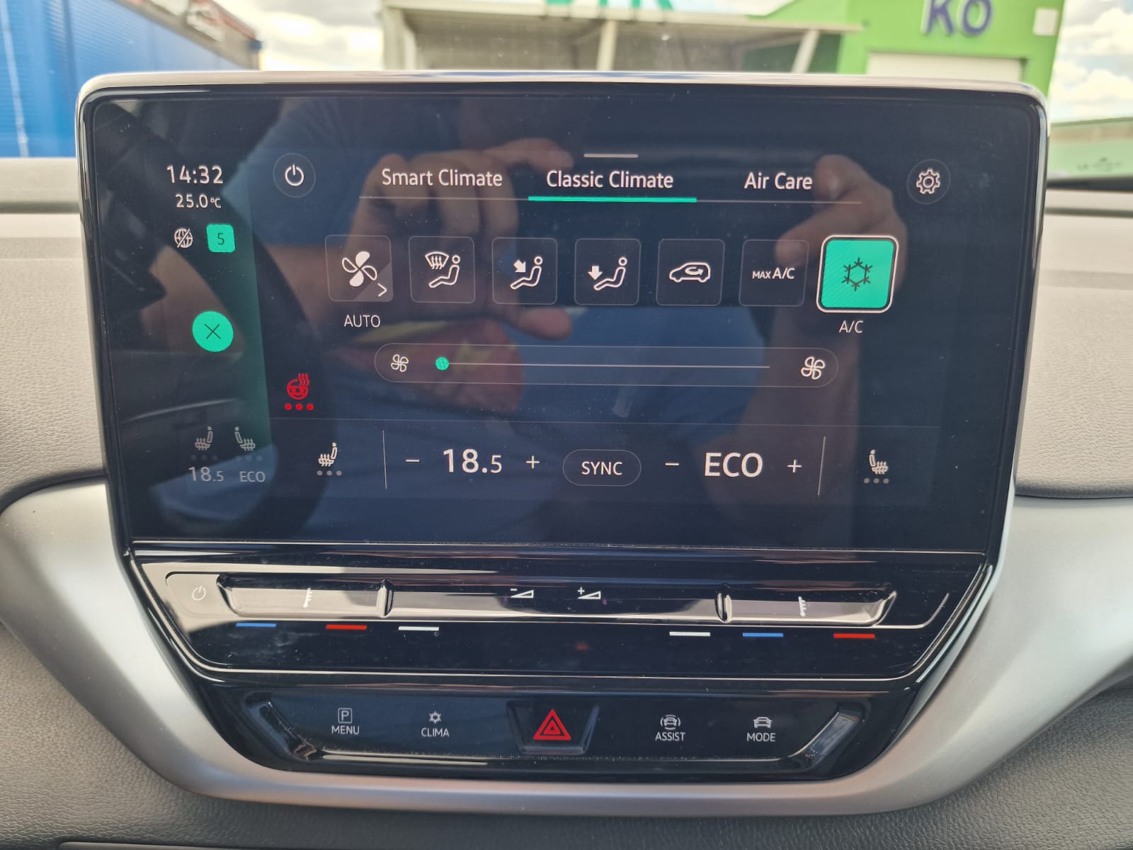 
								Volkswagen ID.4 Pro Performance 77 kWh full									