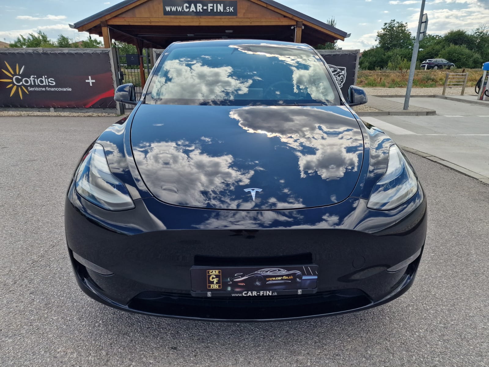 
								Tesla Model Y Long Range Dual Motor full									