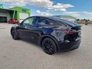 Tesla Model Y Long Range Dual Motor