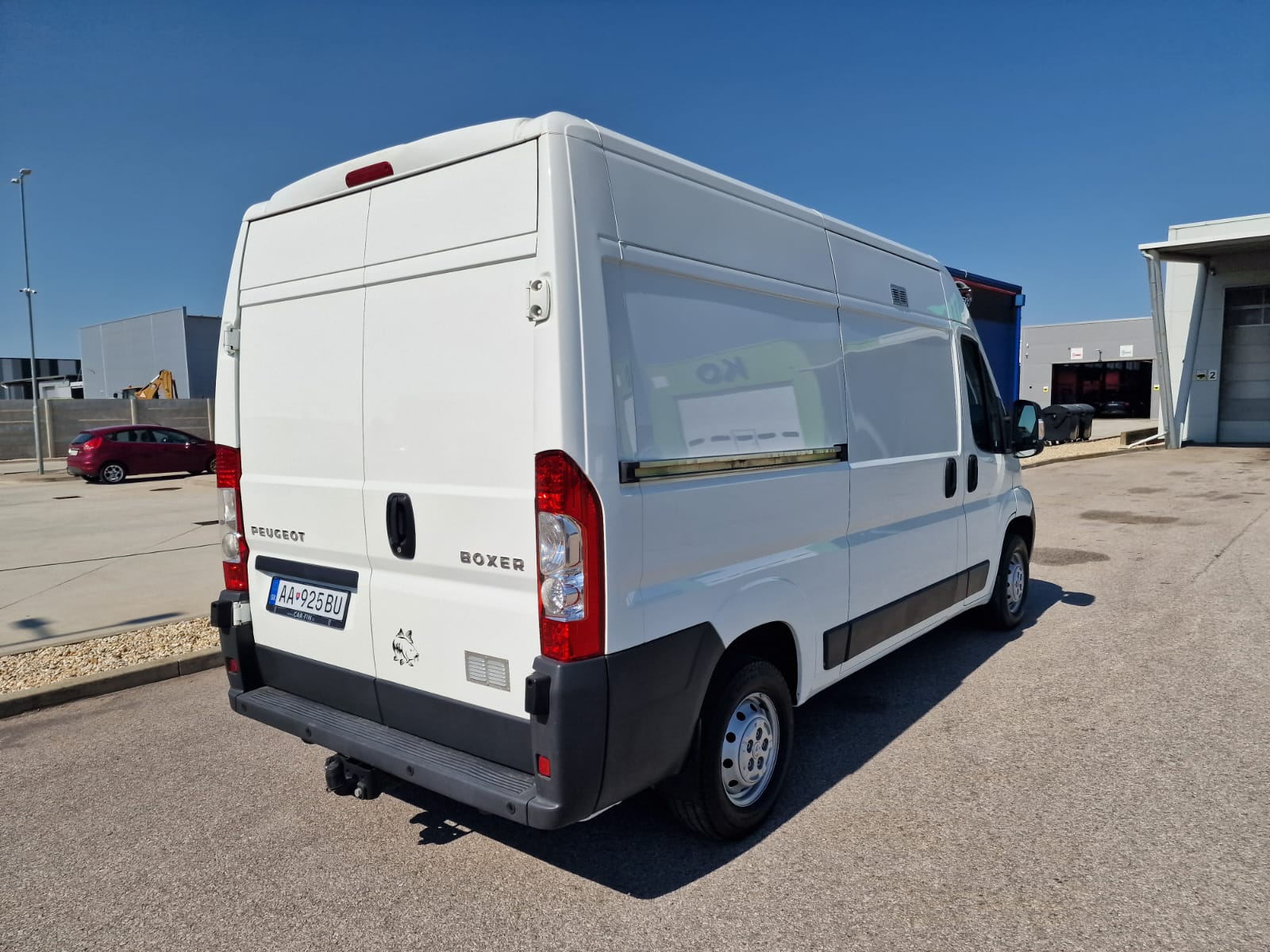 
								Peugeot Boxer 2.2 HDi L2H2 full									