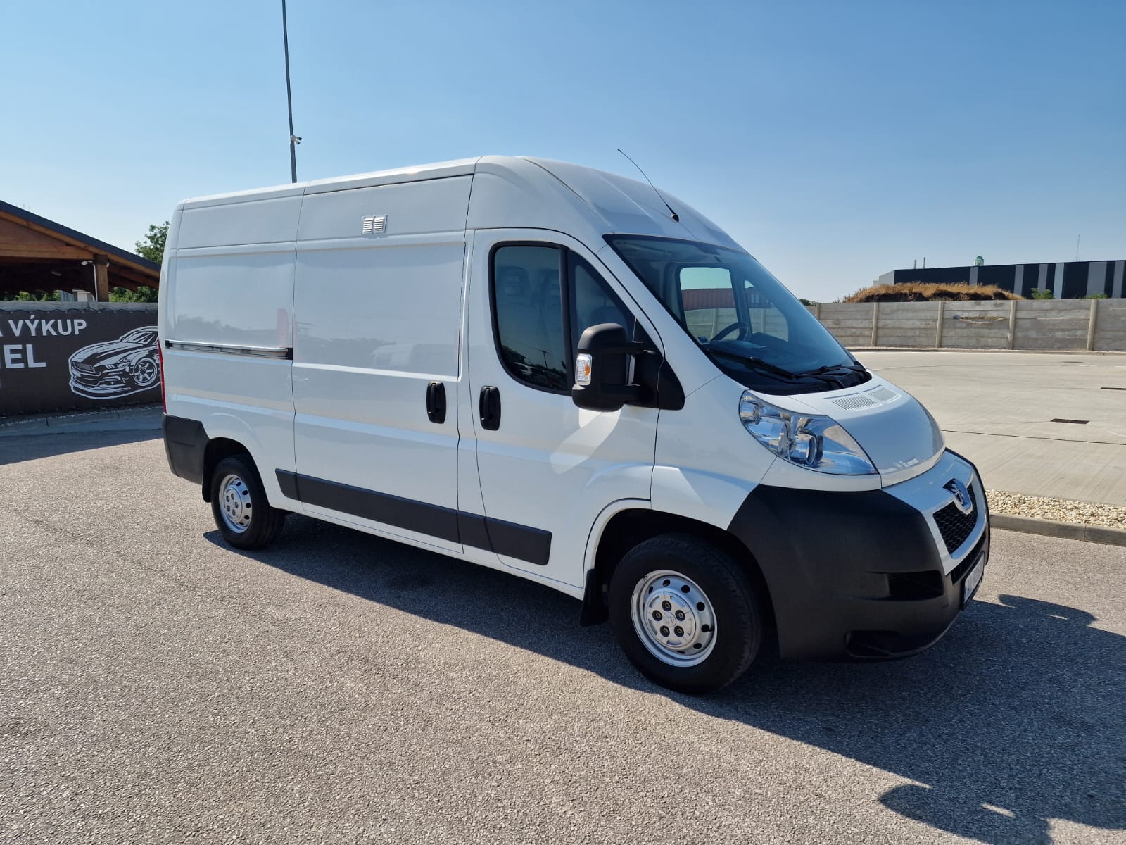 
								Peugeot Boxer 2.2 HDi L2H2 full									