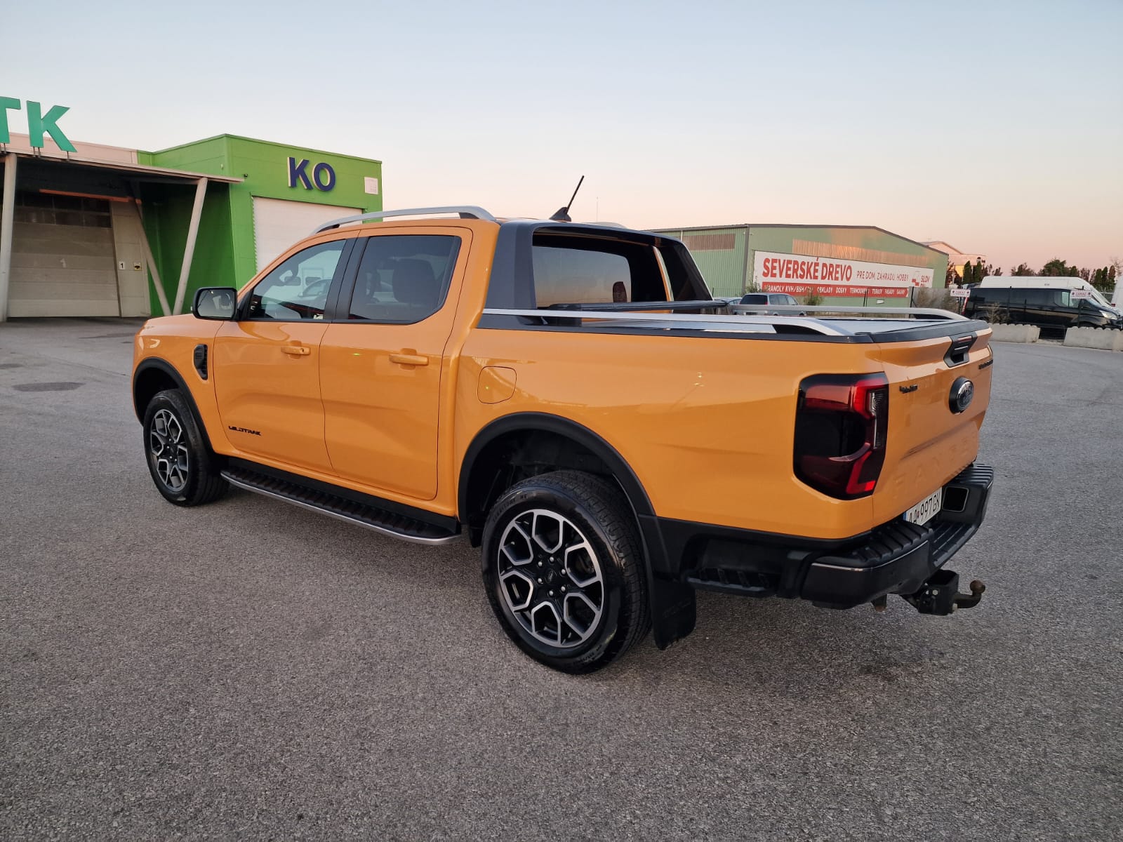 
								FORD RANGER 2.0 TDCi BiTurbo 4WD DoubleCab A/T Wildtrack full									