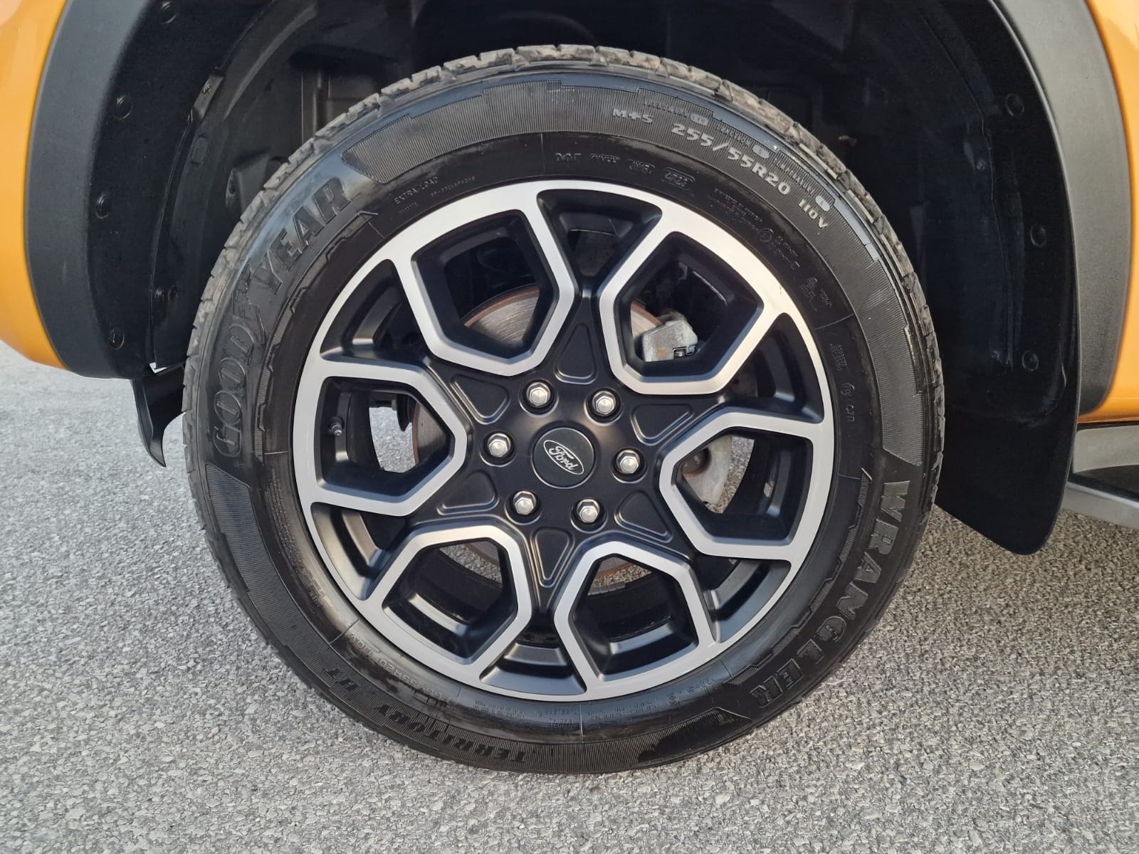 
								FORD RANGER 2.0 TDCi BiTurbo 4WD DoubleCab A/T Wildtrack full									