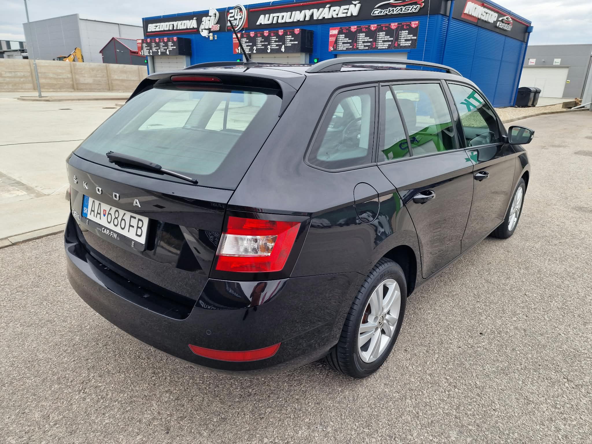 
								Škoda Fabia Combi 1.0 TSI Ambition full									