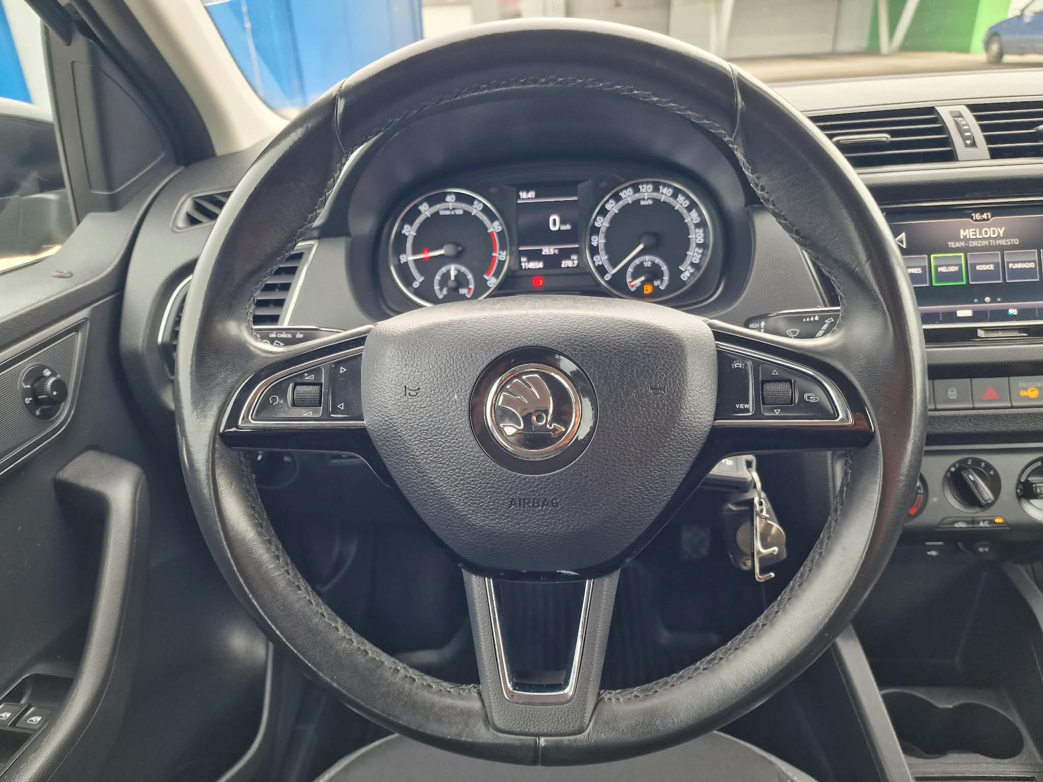 
								Škoda Fabia Combi 1.0 TSI Ambition full									
