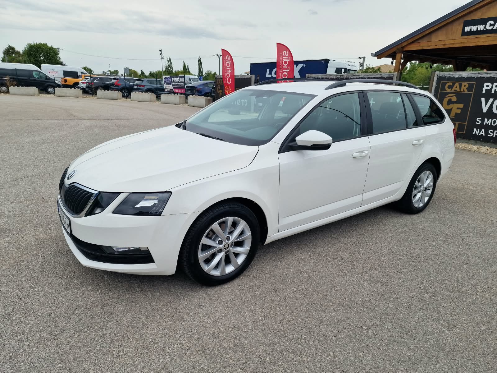 
								Škoda Octavia Combi 1.6 TDI Ambition full									