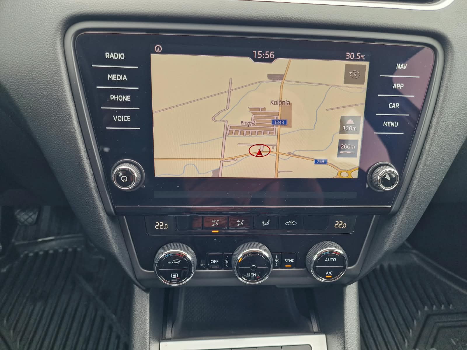 
								Škoda Octavia Combi 1.6 TDI Ambition full									