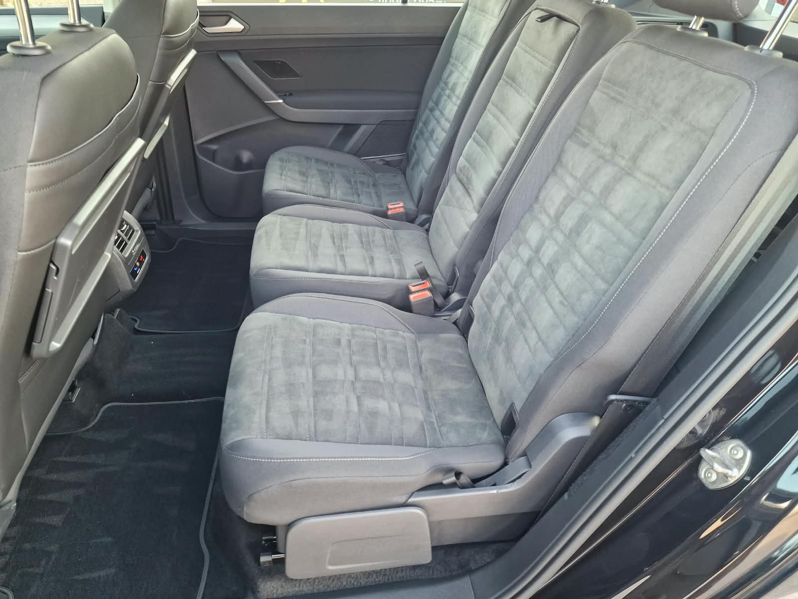 
								Volkswagen Touran 2.0 TDI Comfortline full									