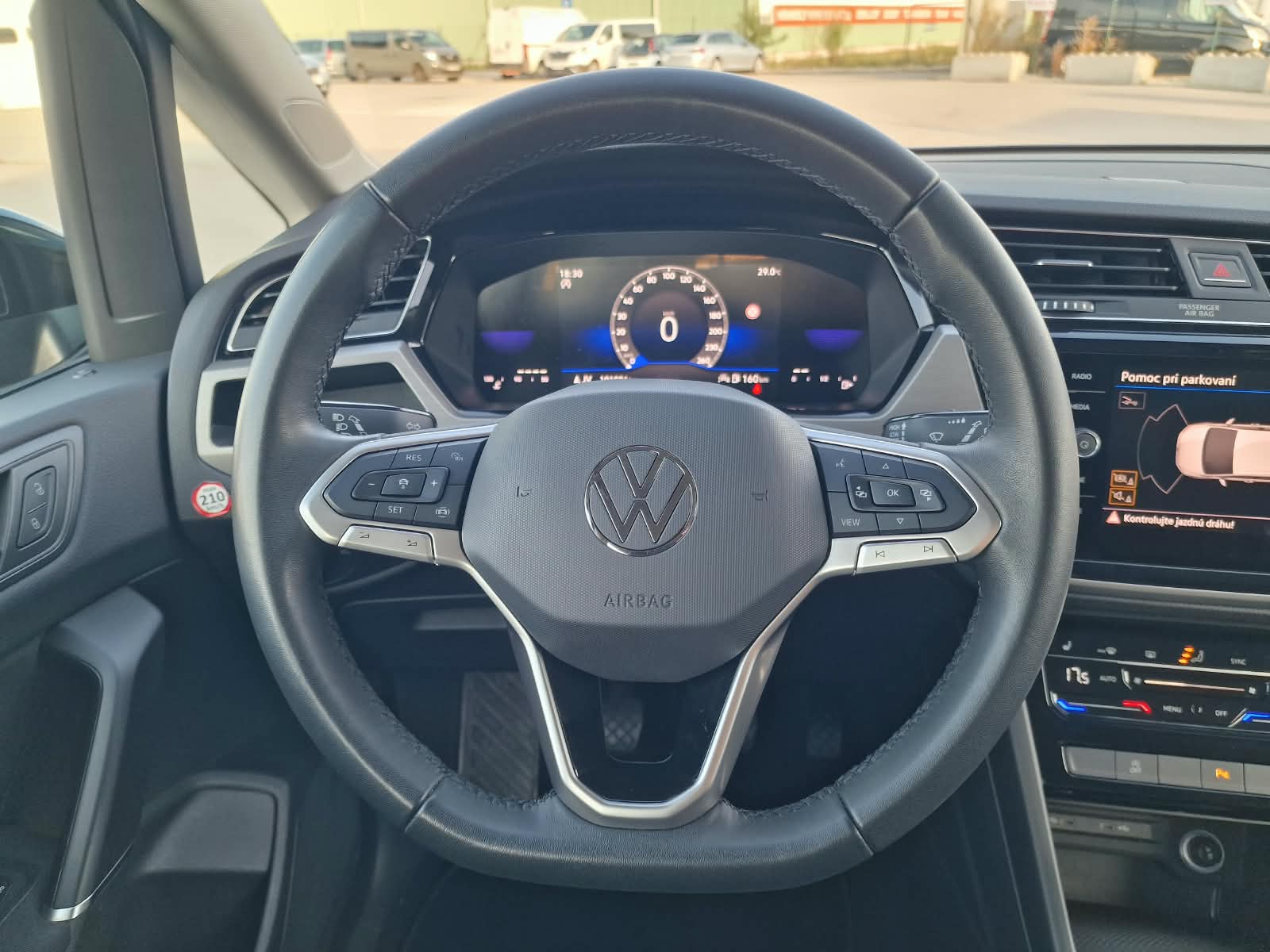 
								Volkswagen Touran 2.0 TDI Comfortline full									
