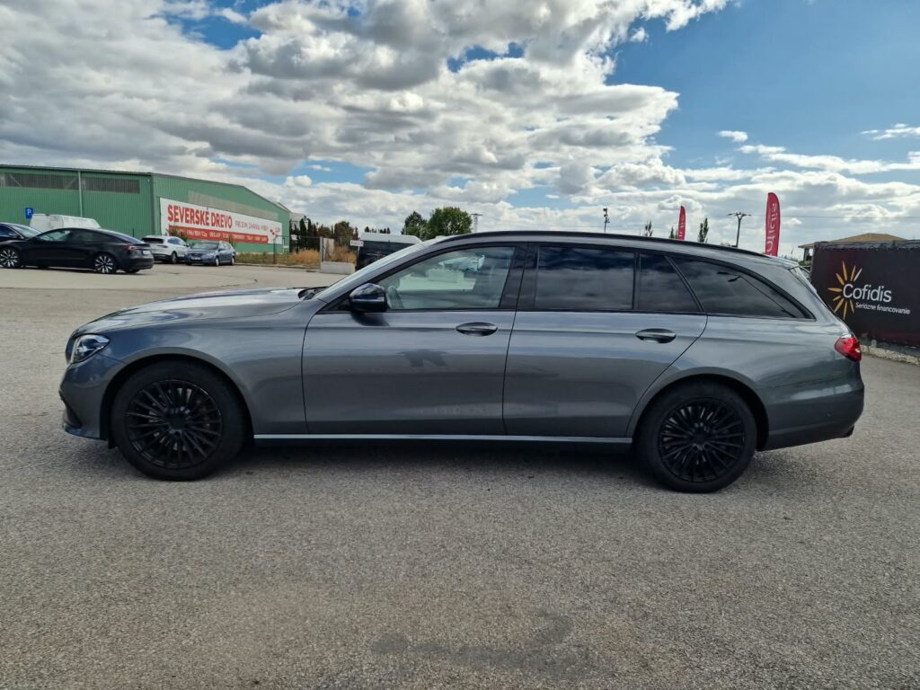 Mercedes-Benz E trieda Kombi 300 de A/T