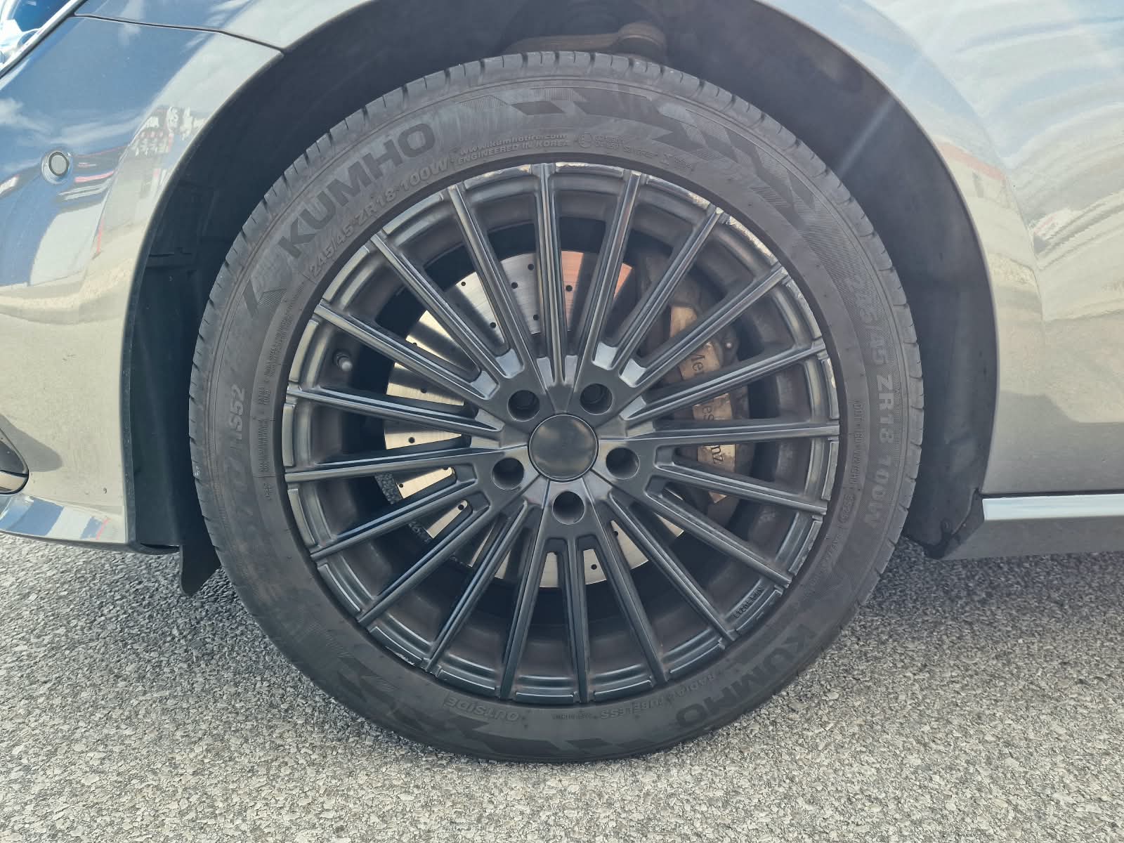 
								Mercedes-Benz E trieda Kombi 300 de A/T full									