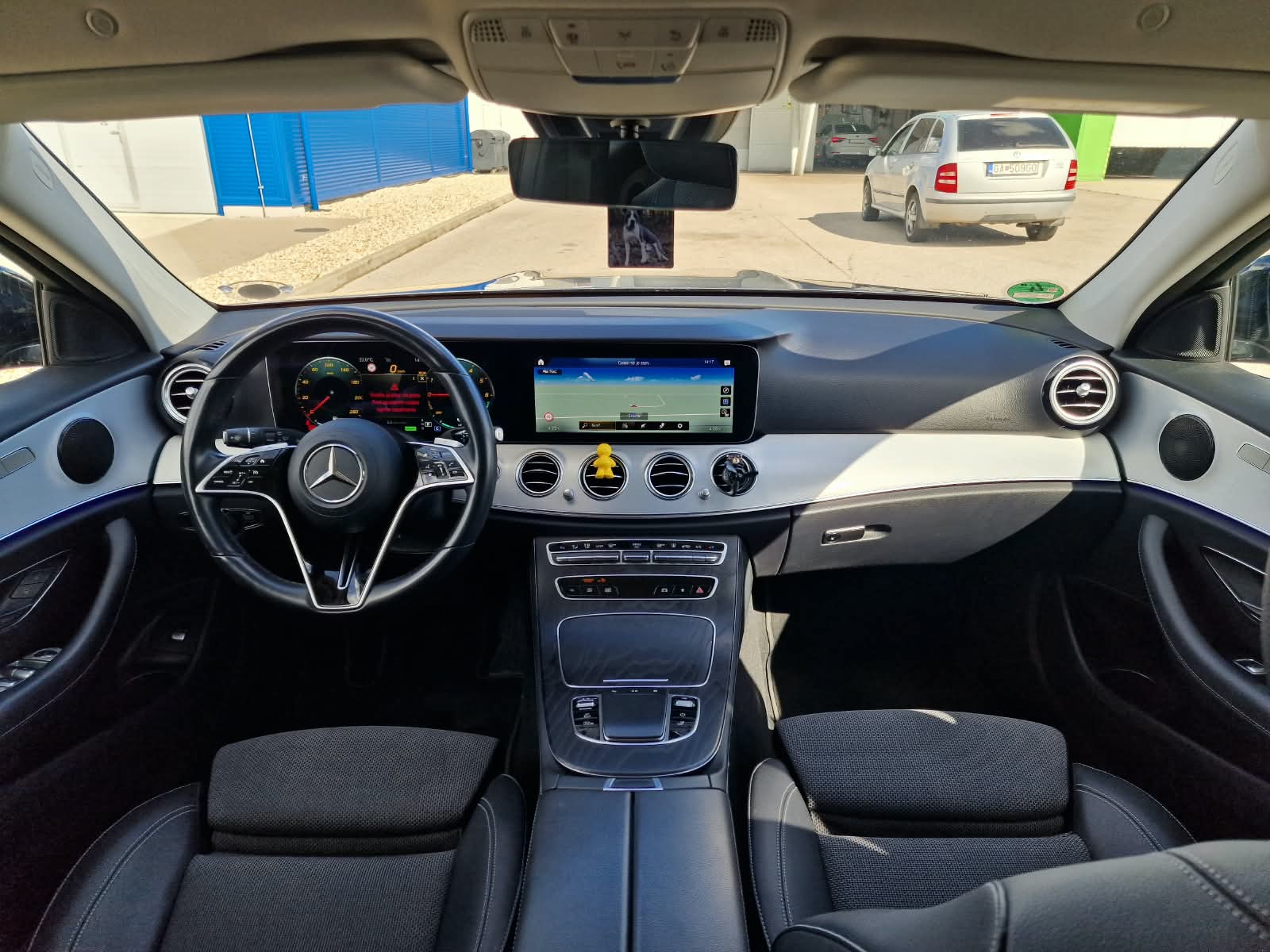
								Mercedes-Benz E trieda Kombi 300 de A/T full									