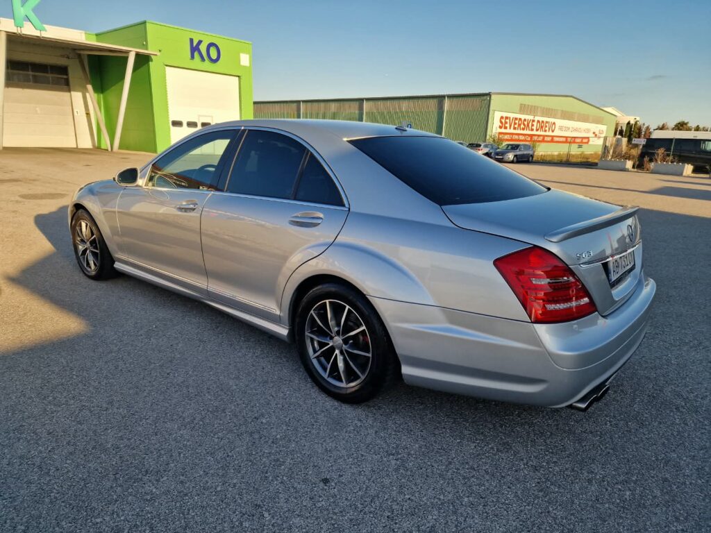 Mercedes-Benz S trieda Sedan 320 CDI 4-matic