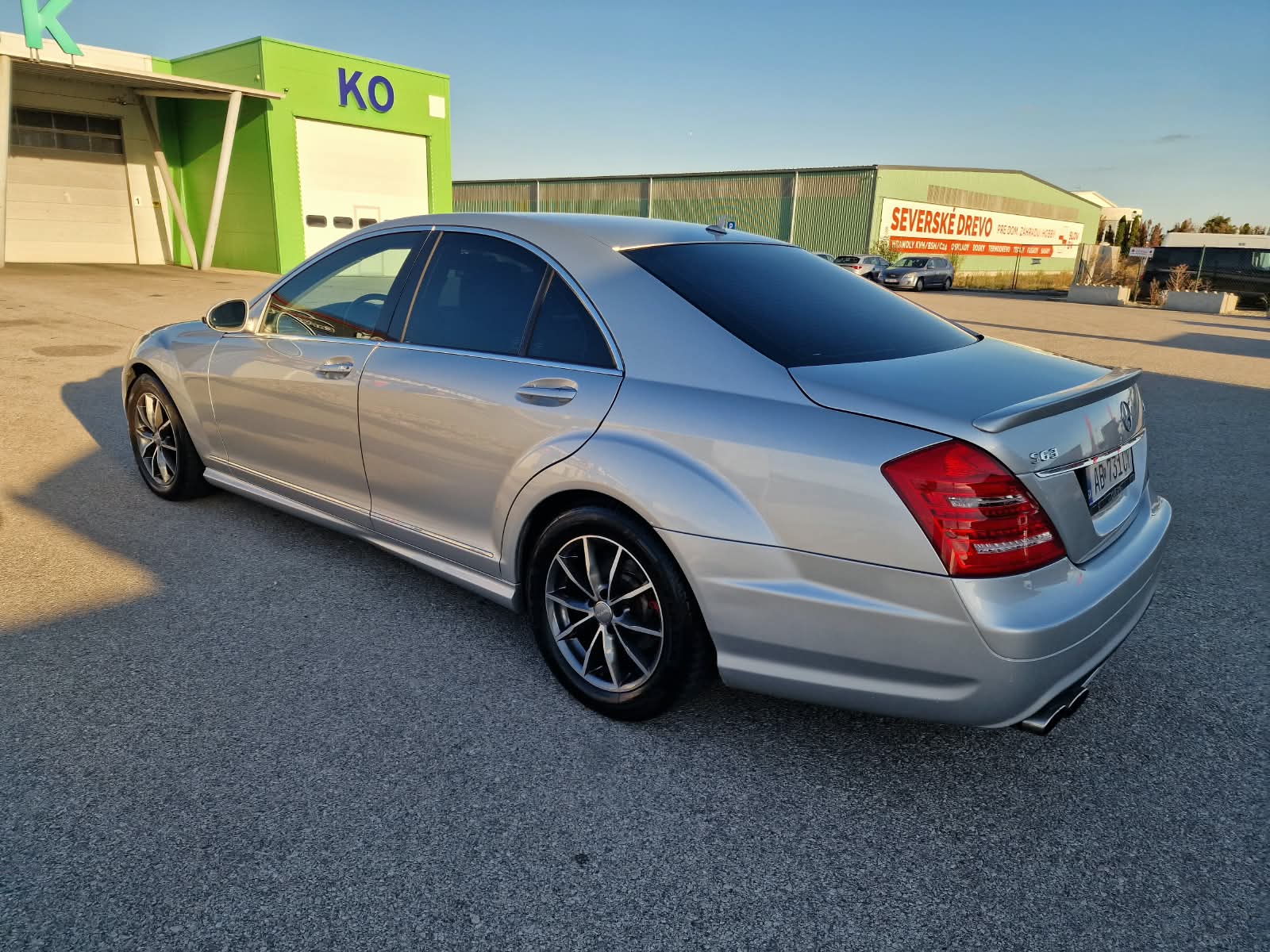 
								Mercedes-Benz S trieda Sedan 320 CDI 4-matic full									
