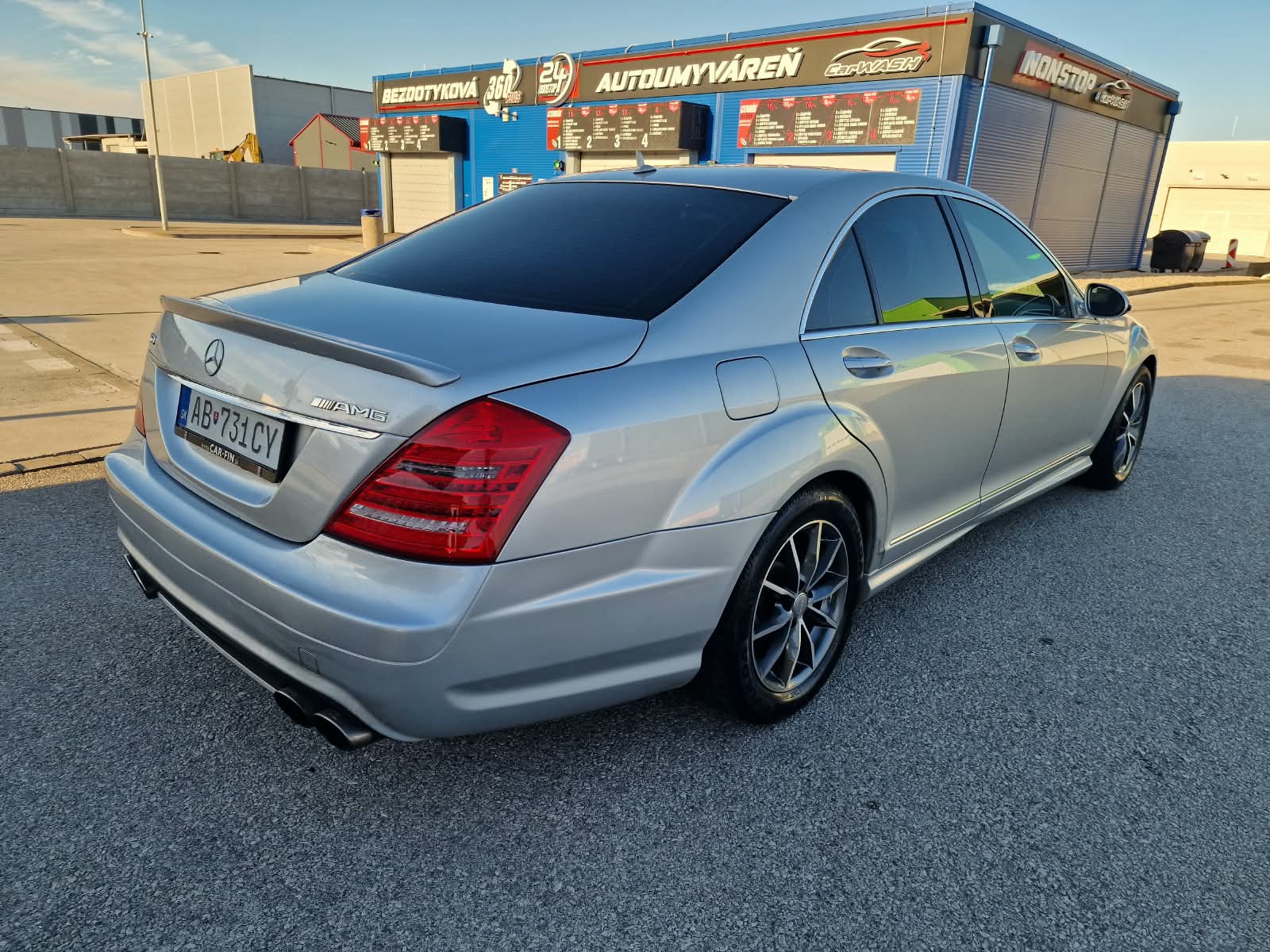 
								Mercedes-Benz S trieda Sedan 320 CDI 4-matic full									