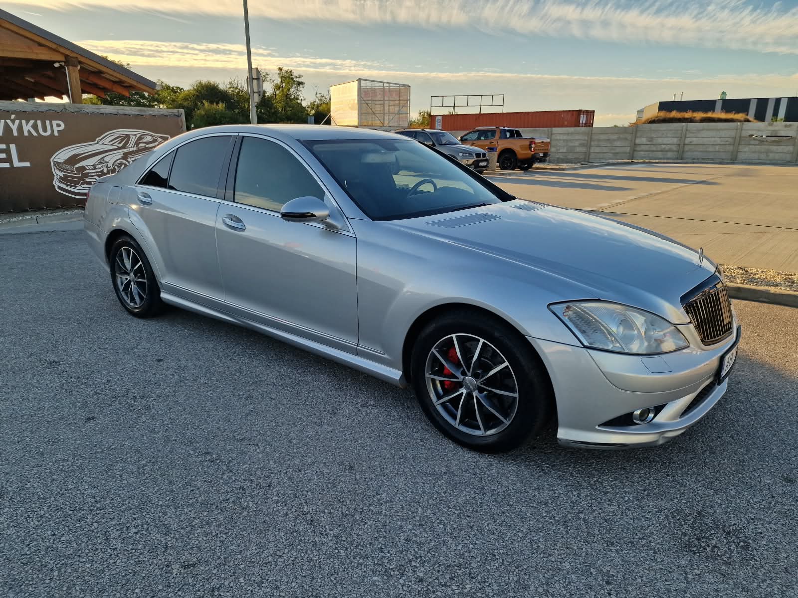 
								Mercedes-Benz S trieda Sedan 320 CDI 4-matic full									