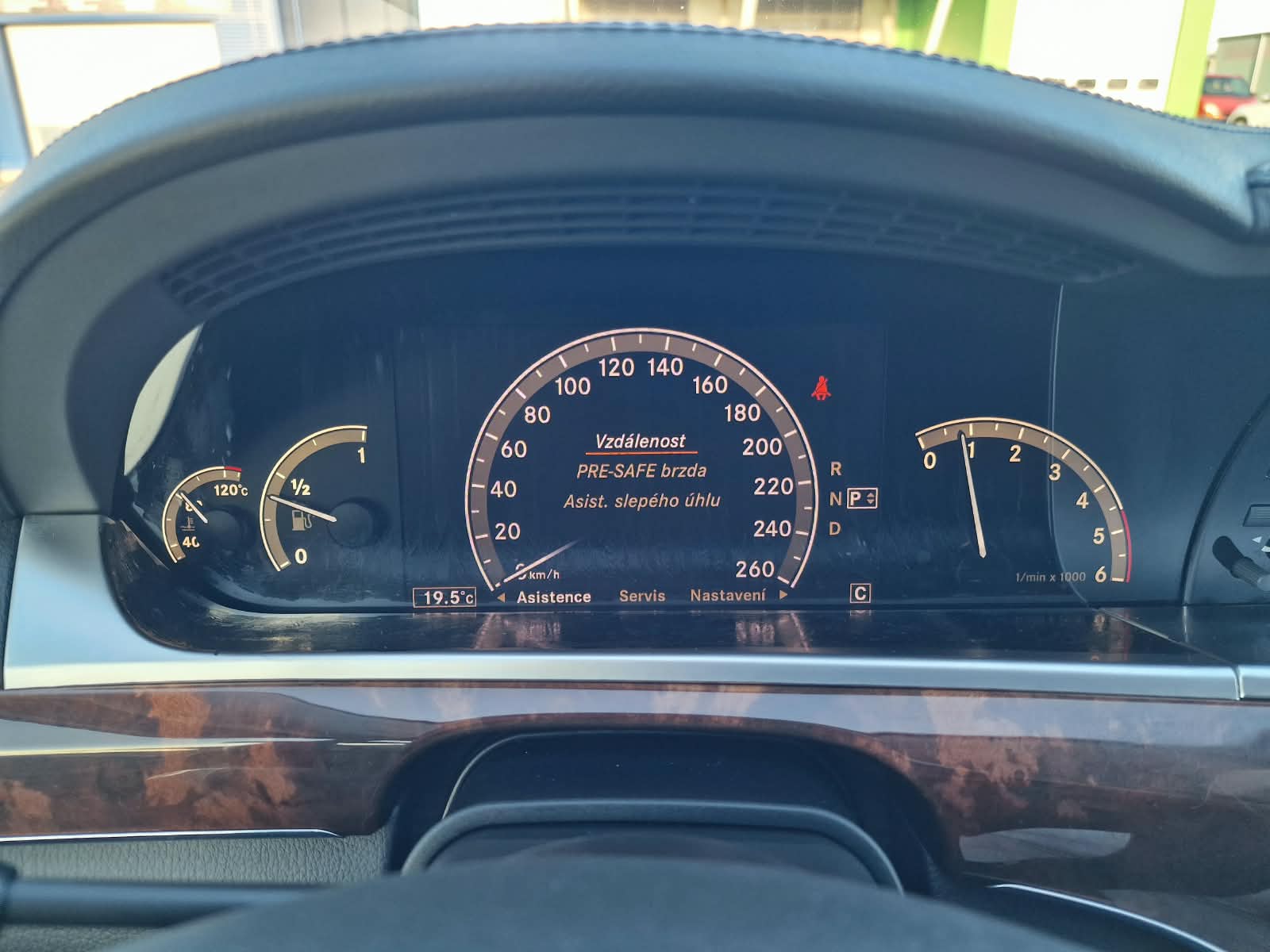 
								Mercedes-Benz S trieda Sedan 320 CDI 4-matic full									